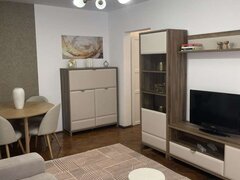 Parc Bazilescu, Bucurestii Noi, Doua camere, recent renovat si mobilat